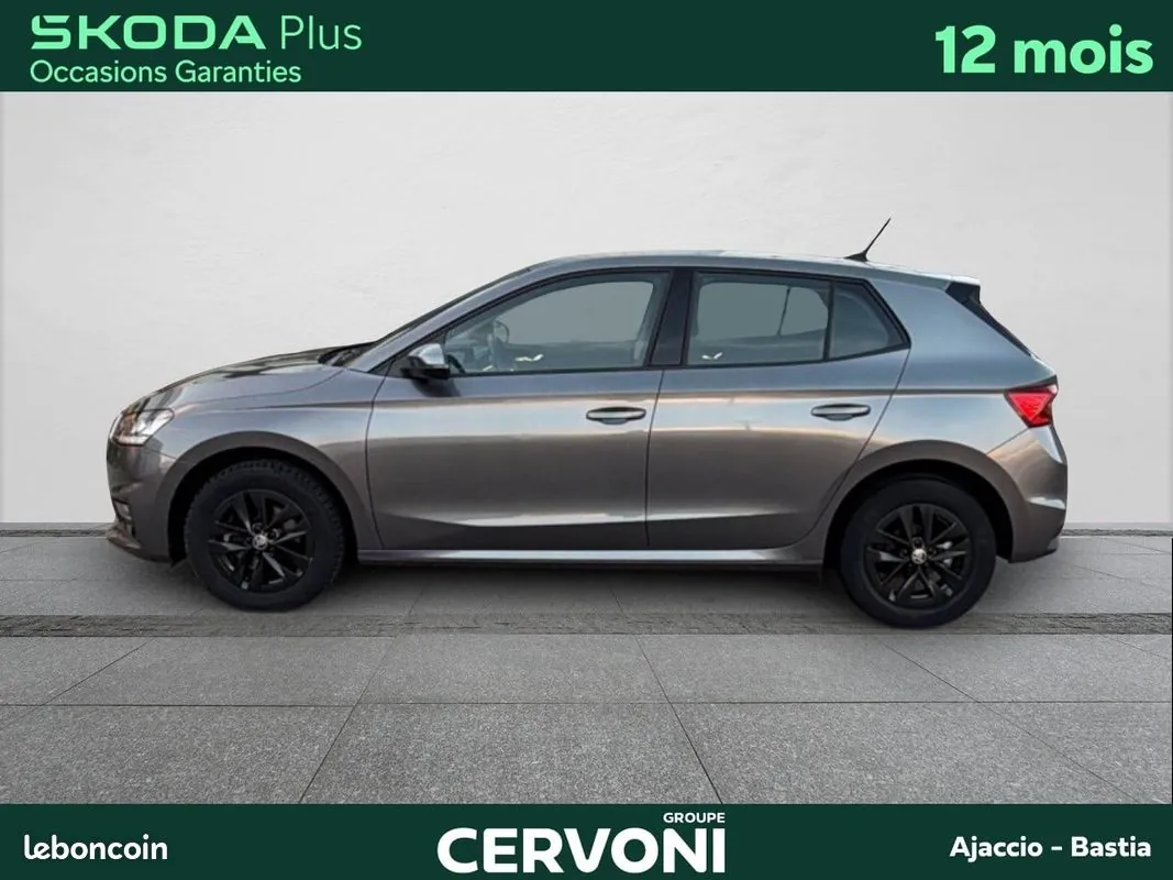 Skoda Fabia 2023 photo 2