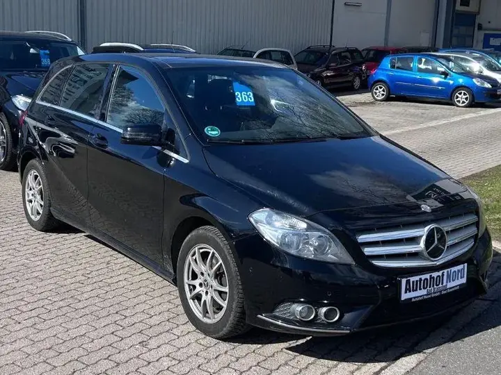 Mercedes-Benz B