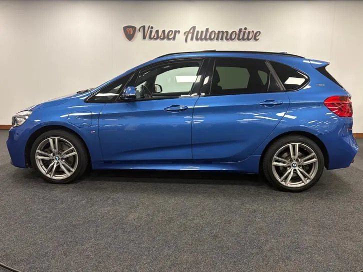 BMW 2 Series Active Tourer 2018 photo 2