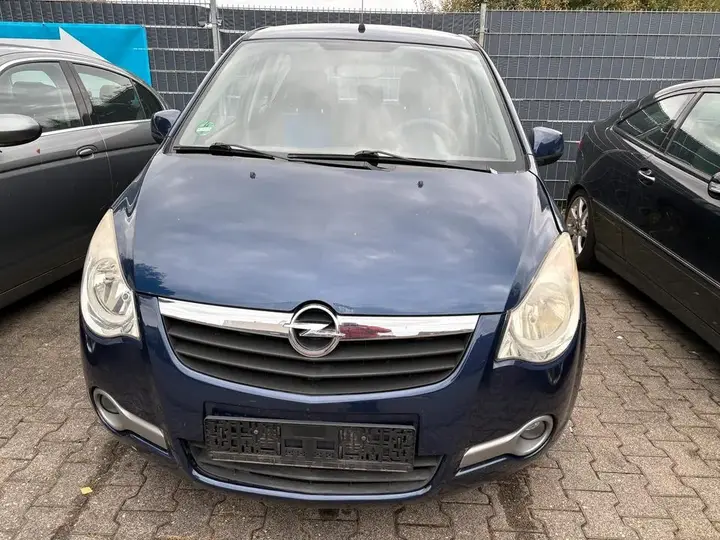 Opel Agila