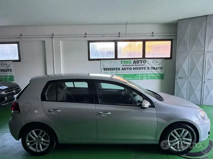Volkswagen Golf 2010 photo 5