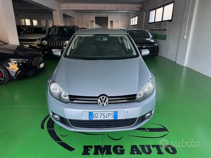 Volkswagen Golf 2010 photo 3