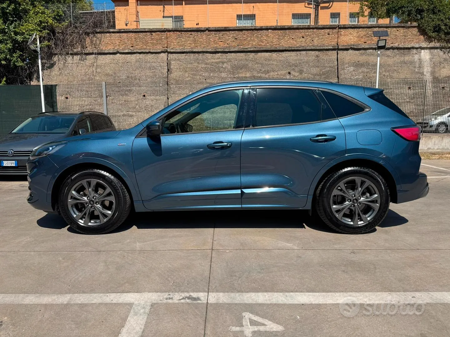 Ford Kuga 2022 photo 4