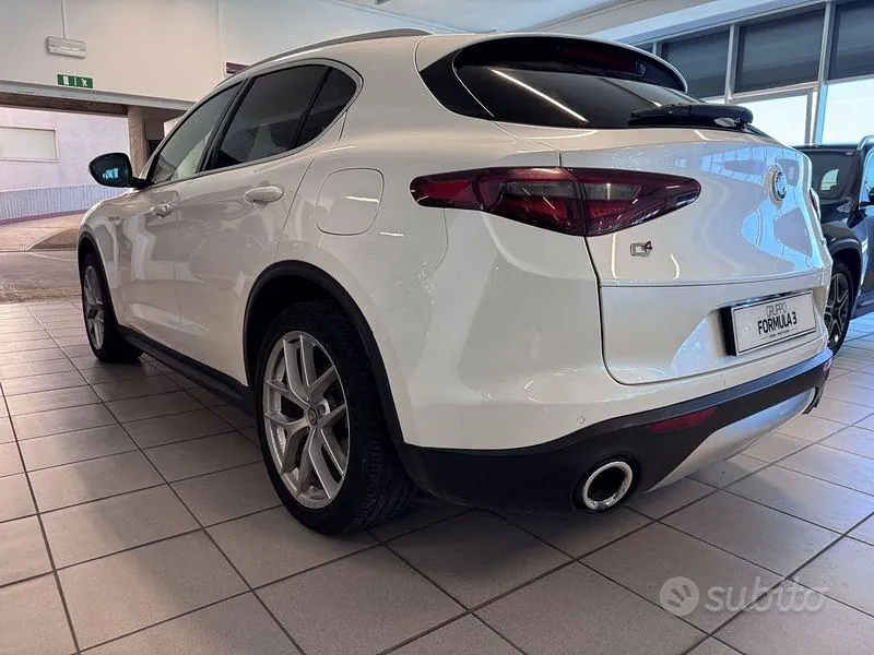 Alfa Romeo Stelvio 2019 photo 4