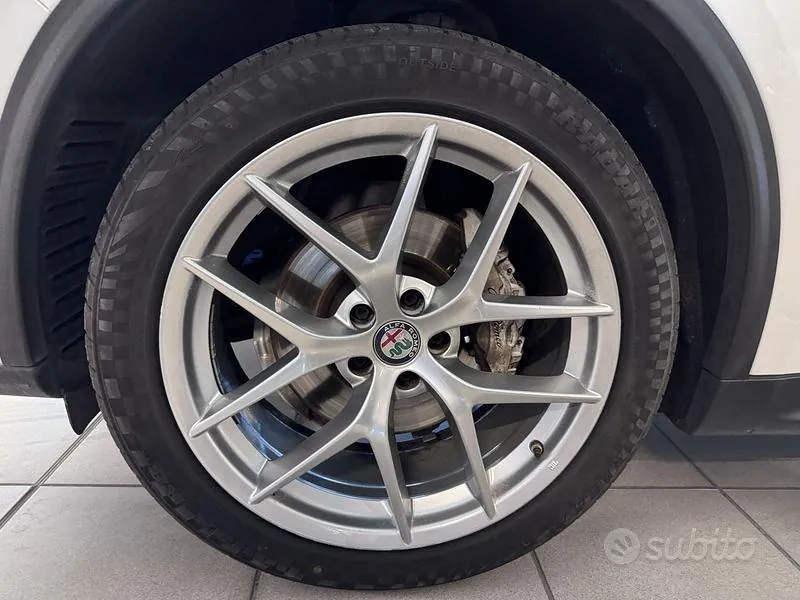 Alfa Romeo Stelvio 2019 photo 5
