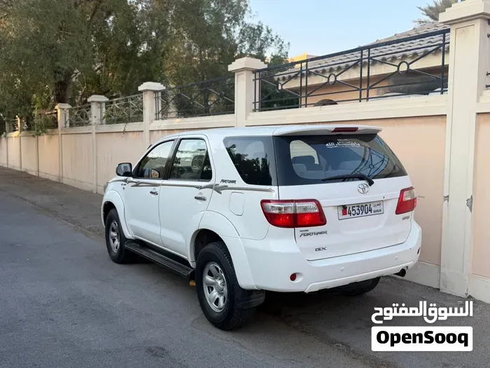 Toyota Fortuner 2009 photo 4