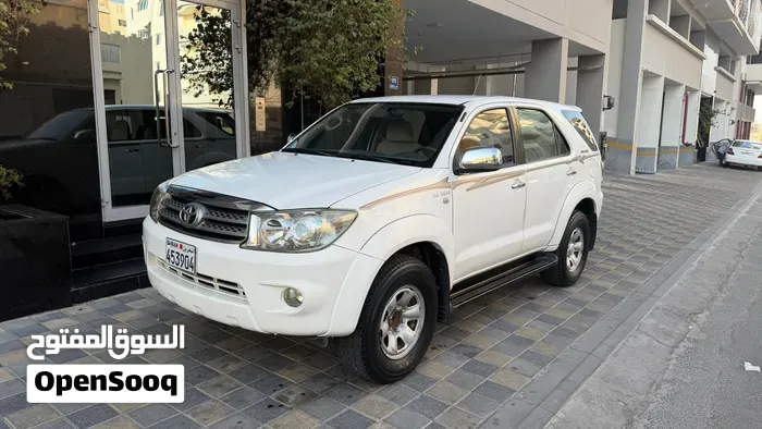 Toyota Fortuner 2009 photo 5