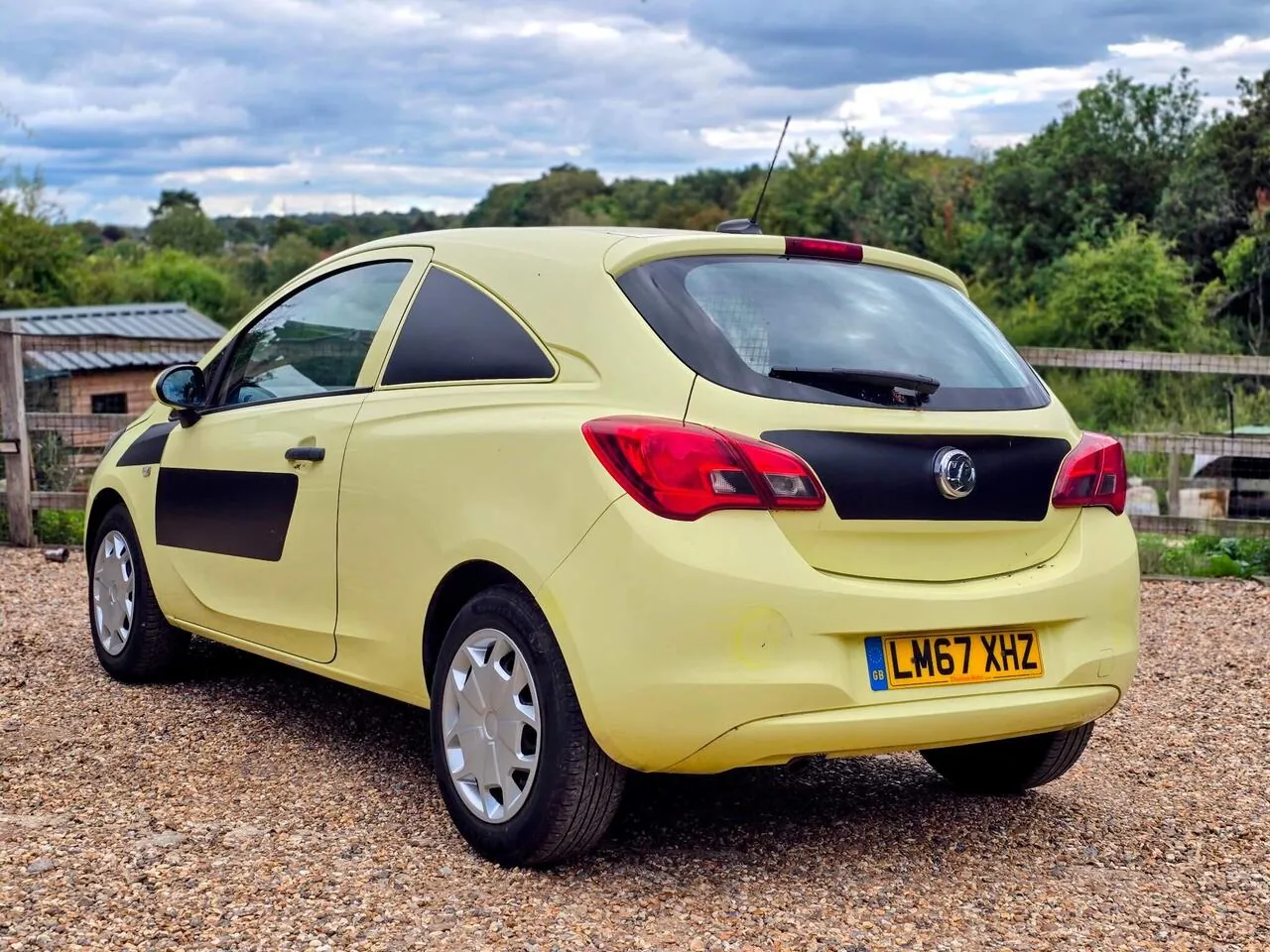 Vauxhall Corsa Van 2017 photo 5