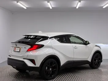 Toyota C-Hr 2021 photo 4