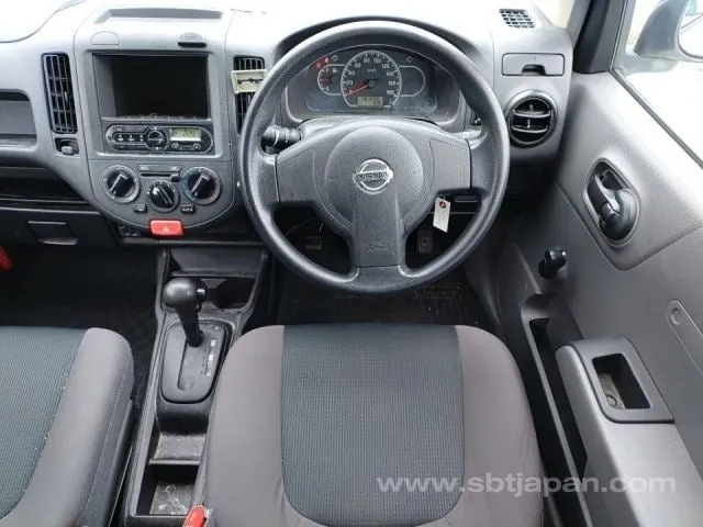 Nissan Nv150 Ad 2017 photo 5