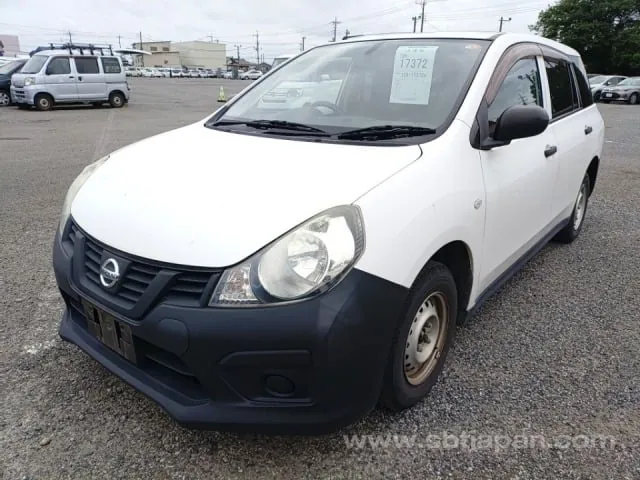 Nissan Nv150 Ad 2017 photo 2
