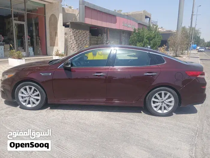 Kia Optima 2019 photo 2