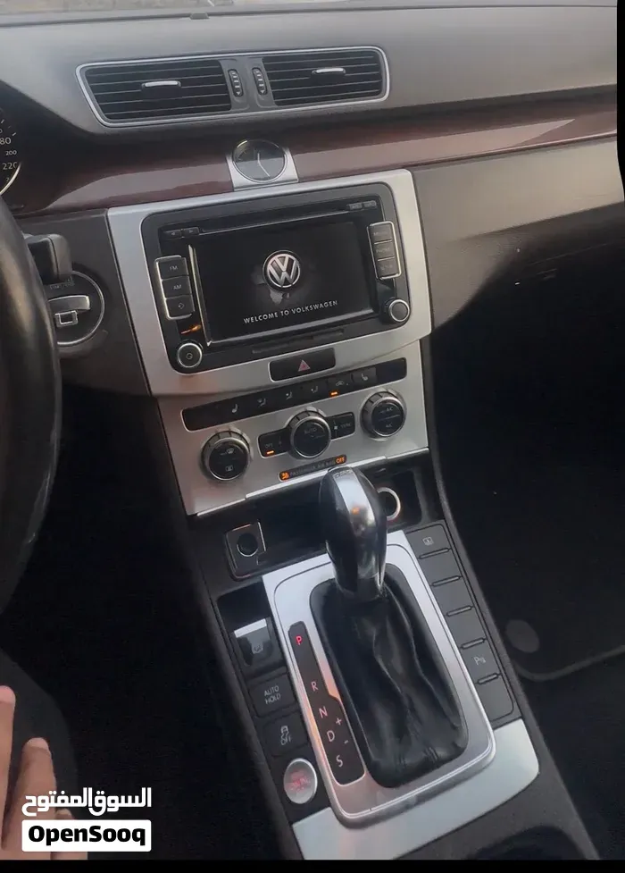 Volkswagen Passat 2012 photo 3