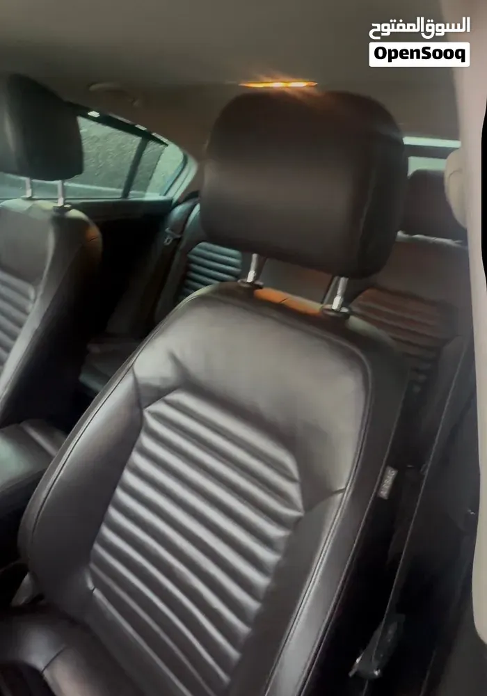 Volkswagen Passat 2012 photo 4