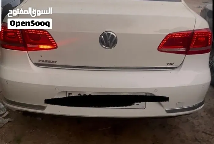 Volkswagen Passat 2012 photo 2