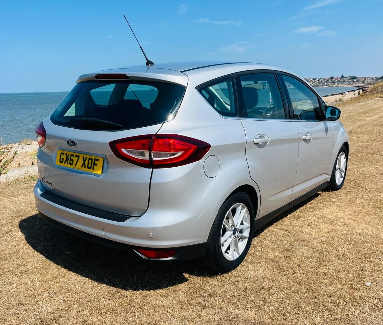 Ford C-Max 2017 photo 5
