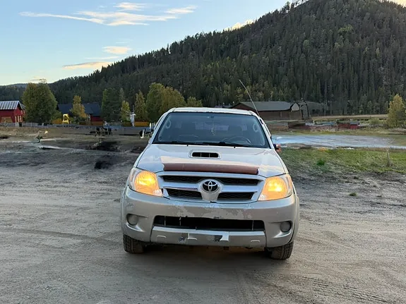 Toyota Hilux 2008 photo 2