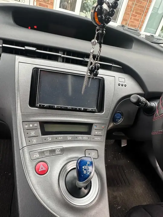 Toyota Prius 2016 photo 3