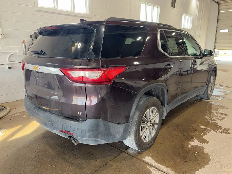 Chevrolet Traverse 2021 photo 4