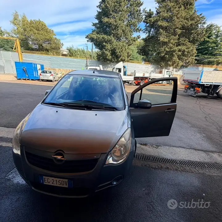 Opel Agila 2010 photo 2
