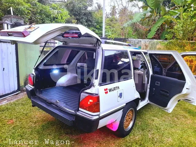 Mitsubishi Lancer 1988 photo 5