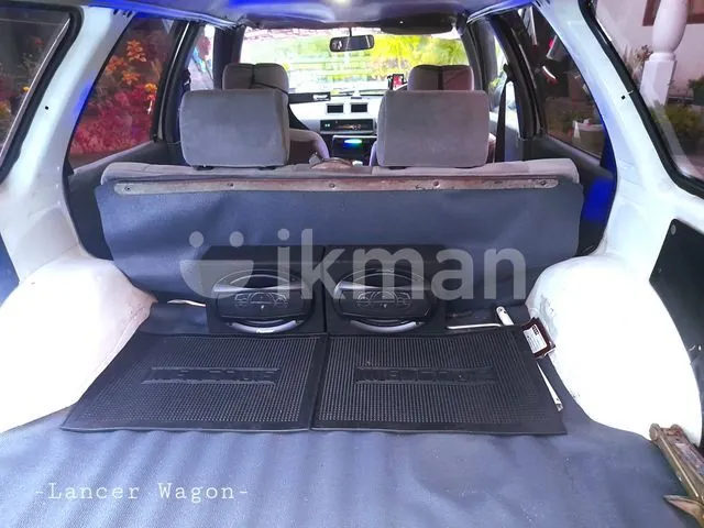 Mitsubishi Lancer 1988 photo 3