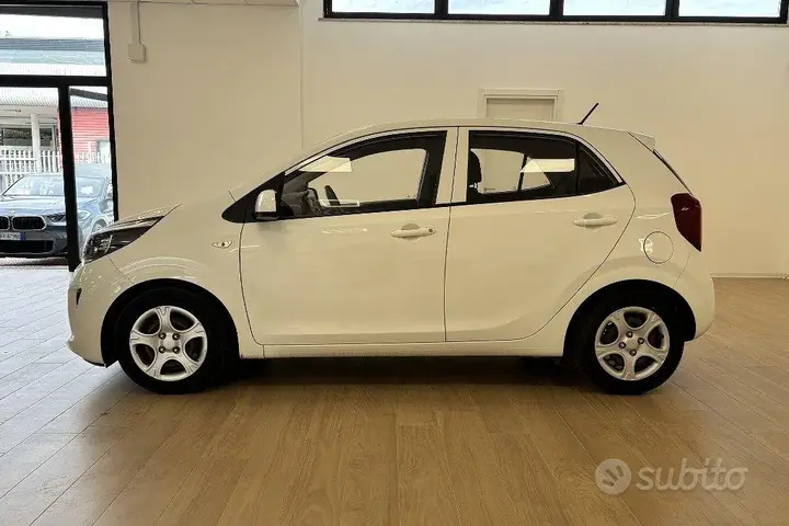Kia Picanto 2023 photo 4