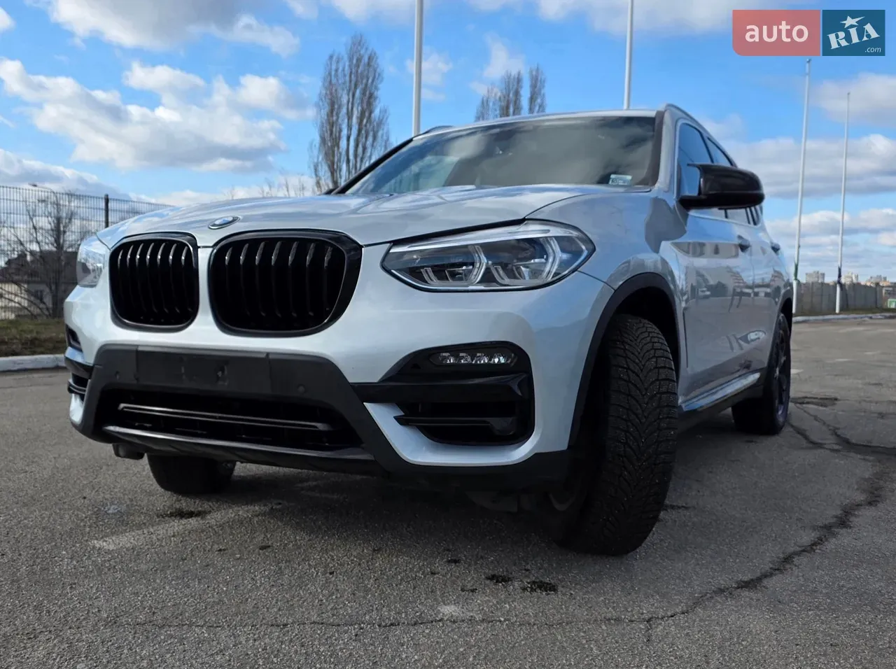 BMW X3 2019 photo 2