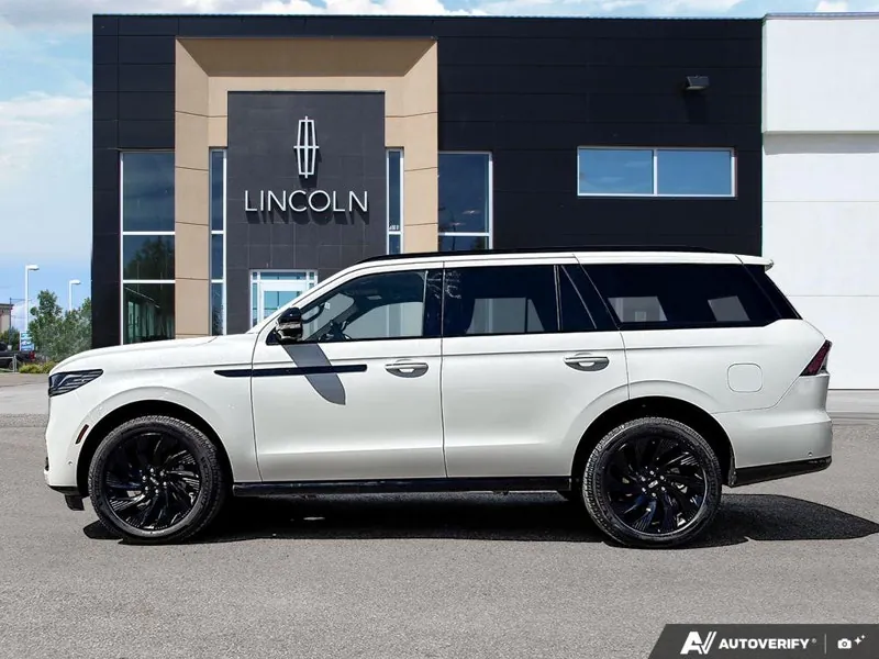 Lincoln Navigator 2025 photo 3