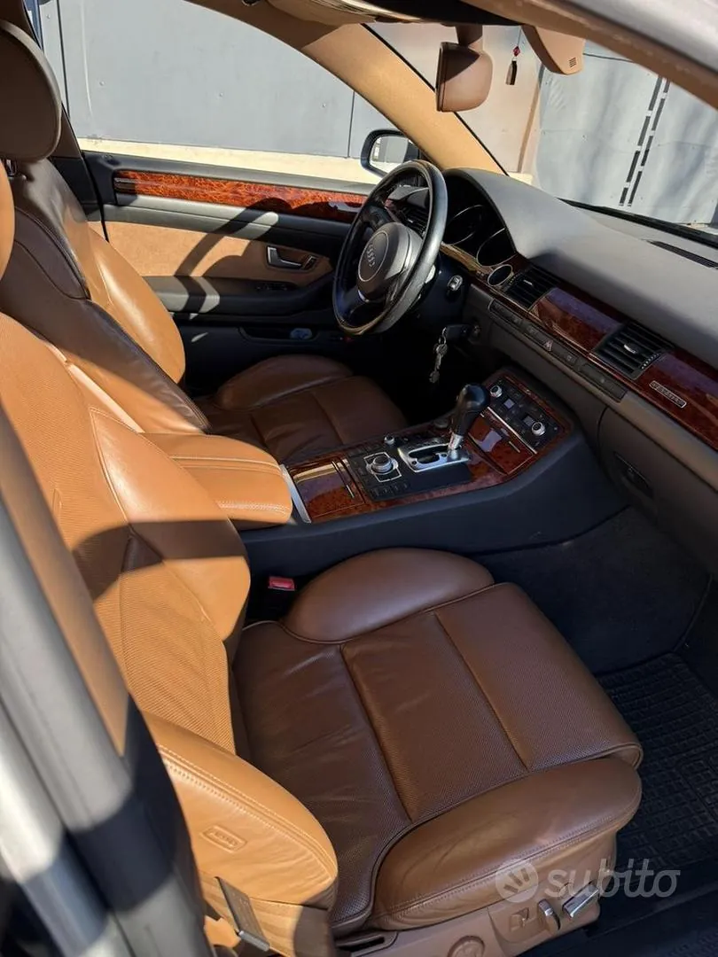 Audi A8 2004 photo 3