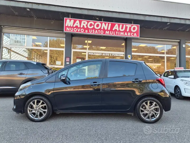 Toyota Yaris 2015 photo 3
