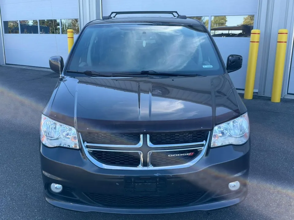 Dodge Grand Caravan 2016 photo 2