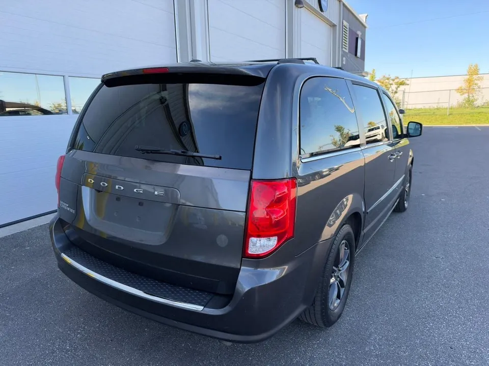 Dodge Grand Caravan 2016 photo 5