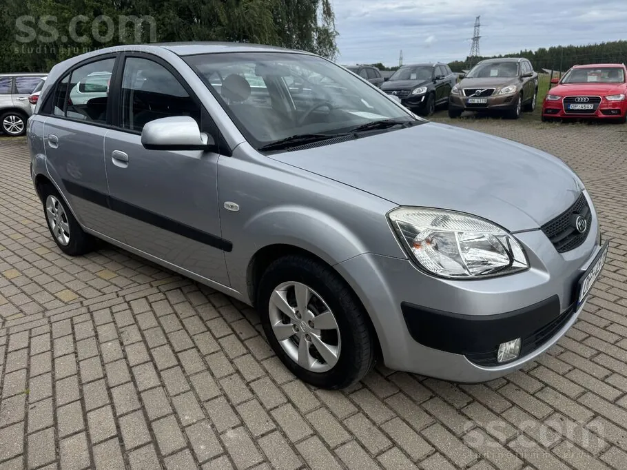 Kia Rio 2008 photo 3