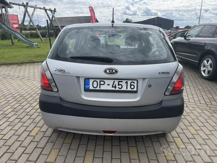 Kia Rio 2008 photo 5