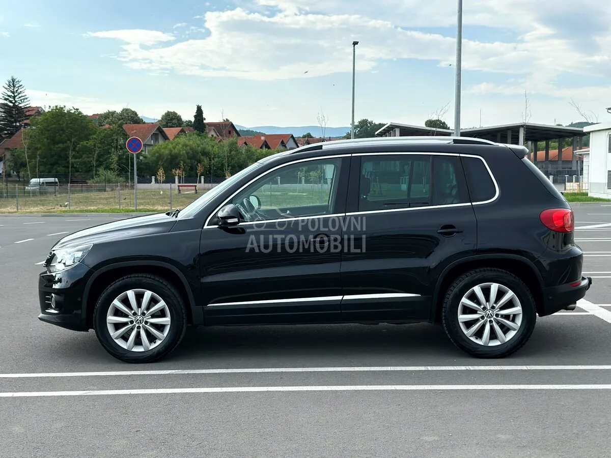 Volkswagen Tiguan 2011 photo 2