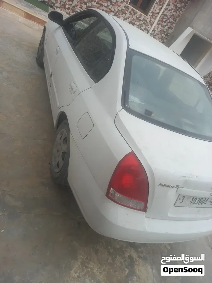 Hyundai Avante 2002 photo 4
