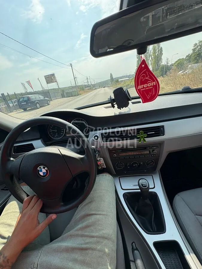 BMW 318I 2006 photo 5