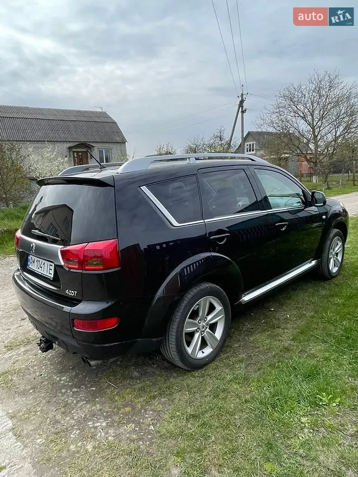 Peugeot 4007 2010 photo 3