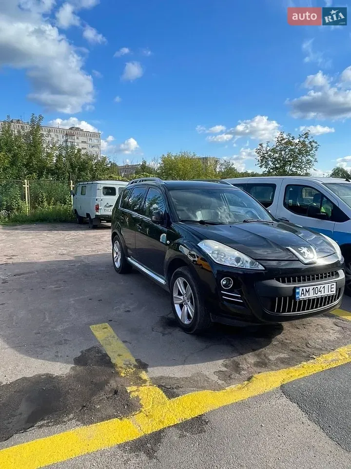Peugeot 4007 2010 photo 2