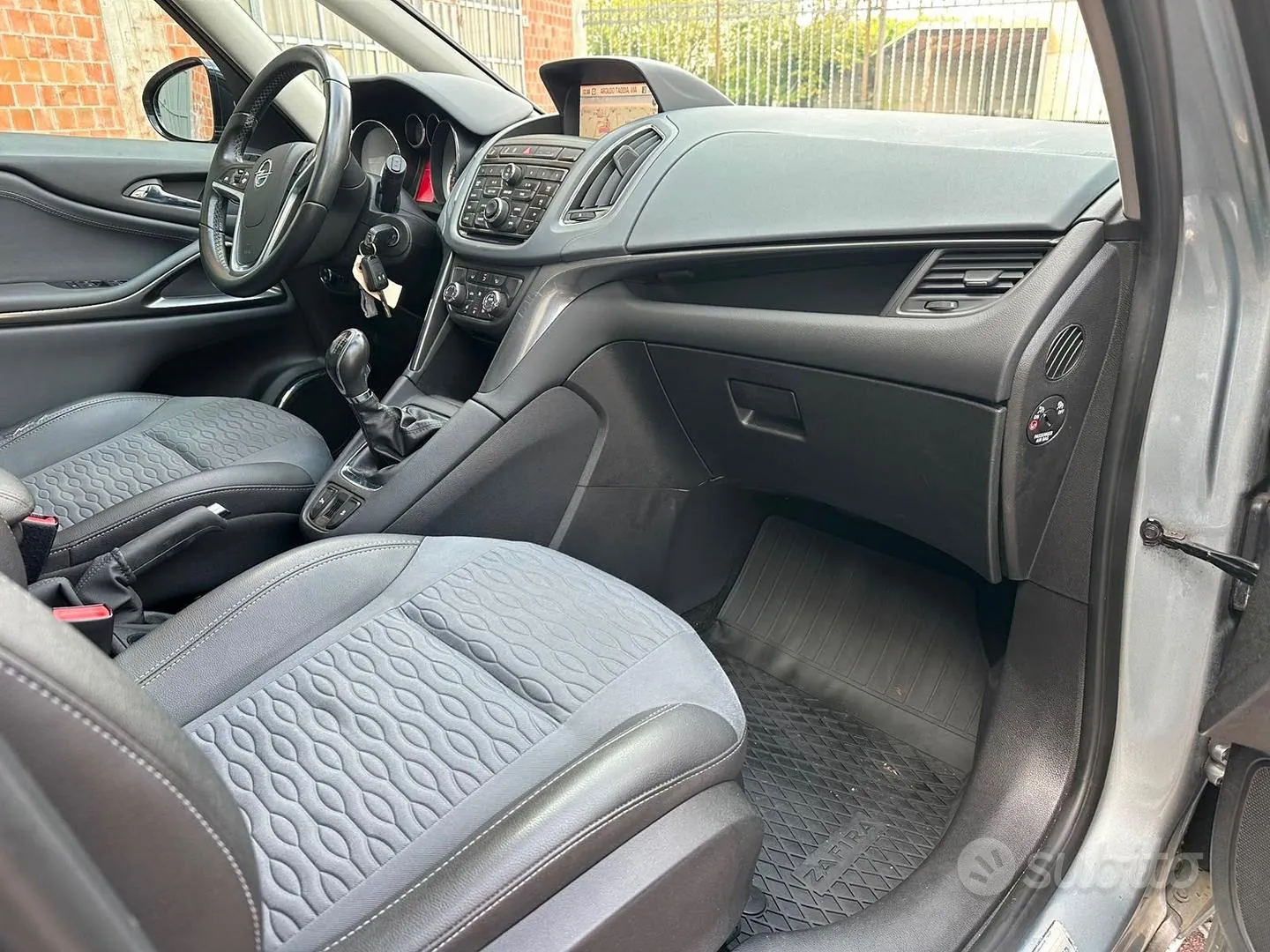 Opel Zafira 2013 photo 3