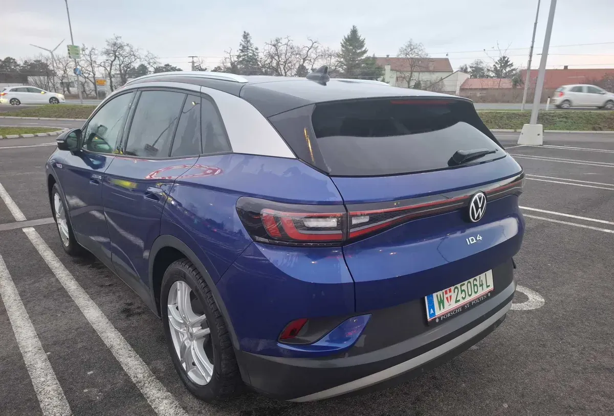 Volkswagen Id.4 2021 photo 2