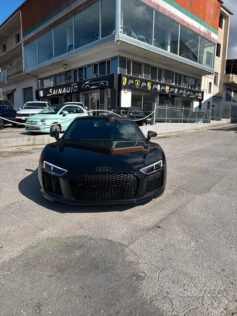 Audi R8 2017 photo 2
