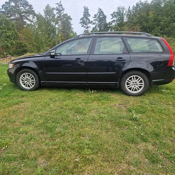 Volvo V50 2008 photo 2