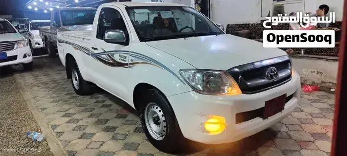 Toyota Hilux 2010 photo 3
