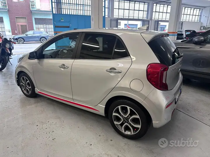 Kia Picanto 2022 photo 3