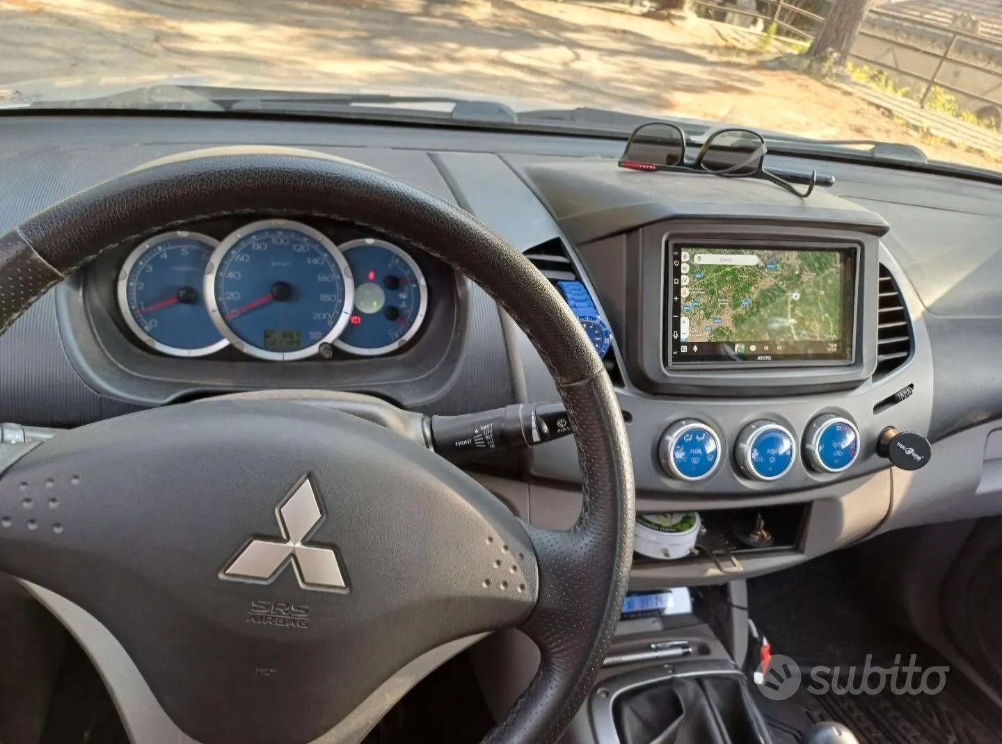 Mitsubishi L200 2007 photo 4
