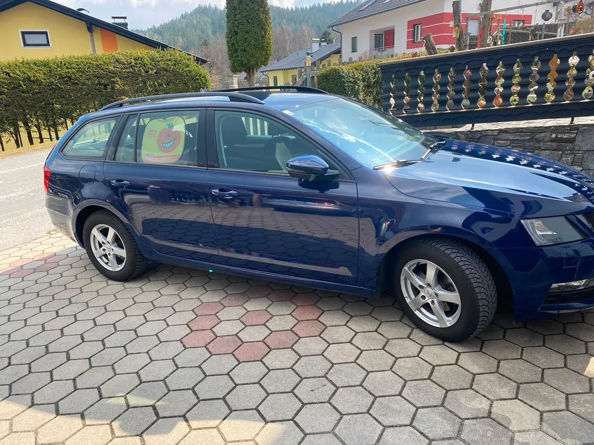 Skoda Octavia 2018 photo 2
