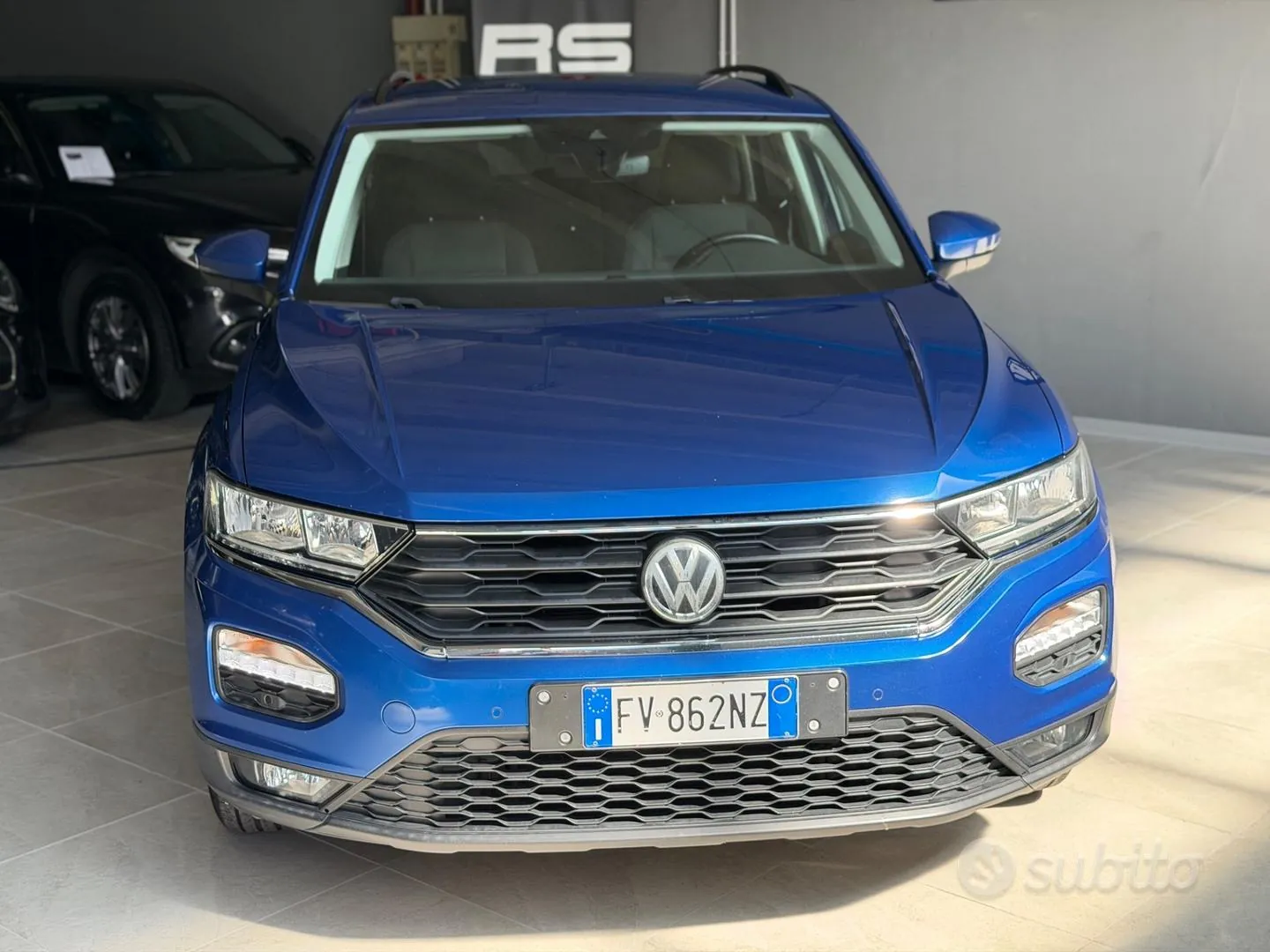 Volkswagen T-Roc 2019 photo 2