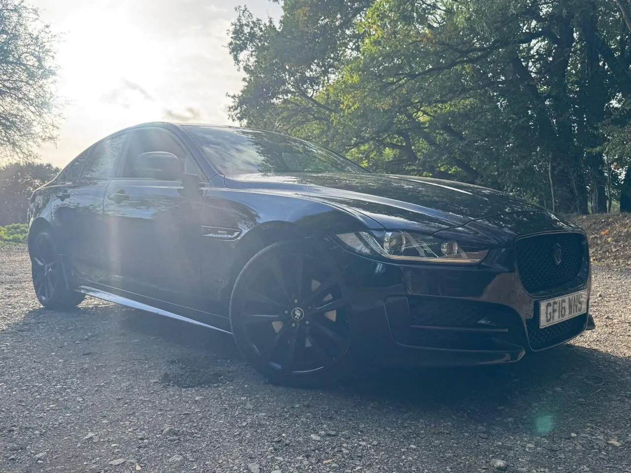Jaguar Xe 2016 photo 5